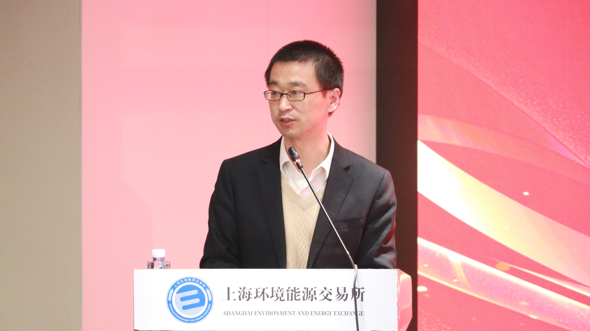 替换照片